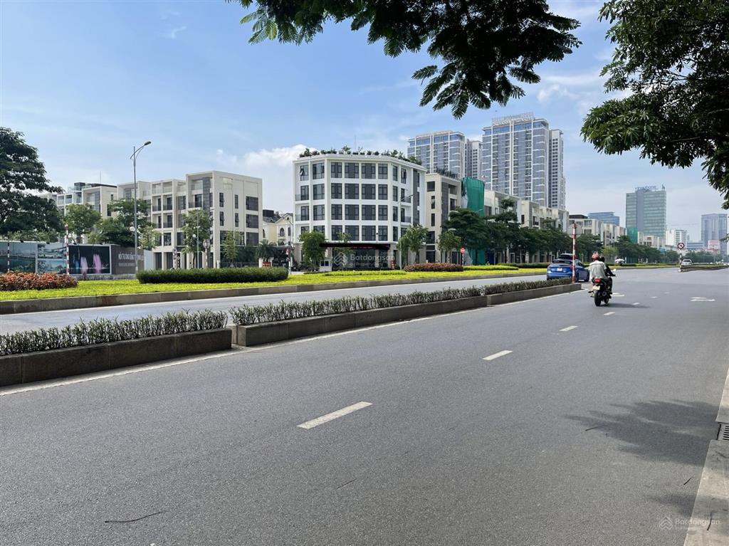 Bán shophouse lô góc ngã tư siêu đẹp, mặt tiền siêu rộng, đối diện tòa nhà vp, sổ đỏ chính chủ