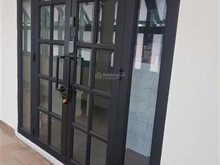 Chính chủ bán căn hộ 2 mặt tiền ngô đức kế và nguyễn huệ, quận 1  dt 70m2