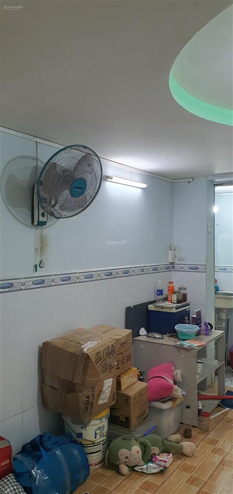 Còn 1 phòng máy lạnh 2,5 triệu/tháng sạch đẹp thoáng mát có camera an ninh
