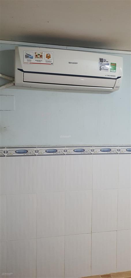 Còn 1 phòng máy lạnh 2,5 triệu/tháng sạch đẹp thoáng mát có camera an ninh