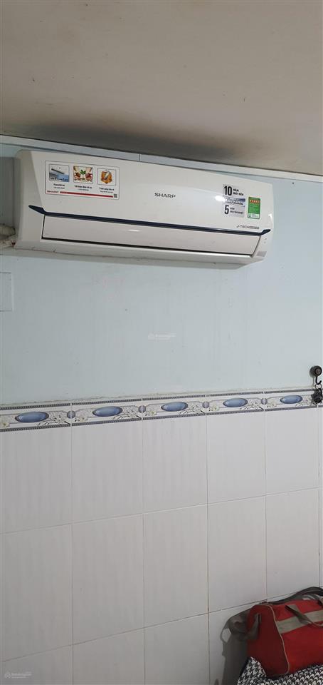 Còn 1 phòng máy lạnh 2,5 triệu/tháng sạch đẹp thoáng mát có camera an ninh