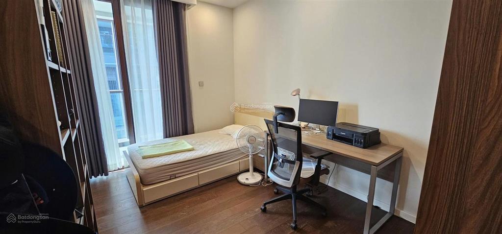 Hiếm  3pn 102m2, view landmark 81, giá bán 23 tỷ all in, xem nhà 24/7