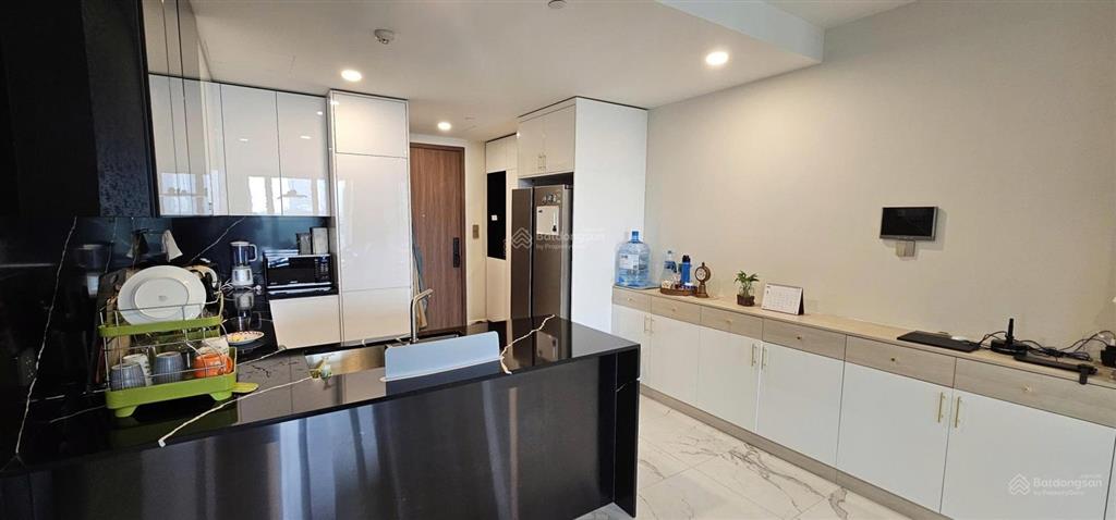 Hiếm  3pn 102m2, view landmark 81, giá bán 23 tỷ all in, xem nhà 24/7