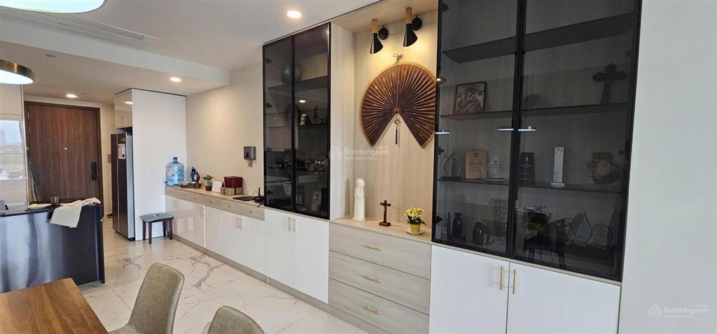 Hiếm  3pn 102m2, view landmark 81, giá bán 23 tỷ all in, xem nhà 24/7