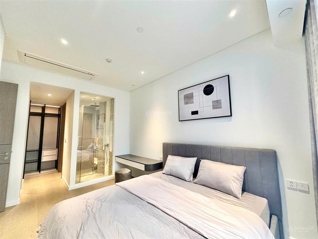 2pn 2wc 70m2 đã có sổ, sẵn hđ thuê giá cao, view cầu ba son đẹp lung linh.  0708 864 *** nghĩa