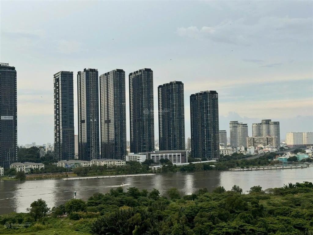 Duy nhất, cần bán căn lofthouse 70m2, xây thêm 50m2, view lm81, giá 27 tỷ, xem nhà 24/7.