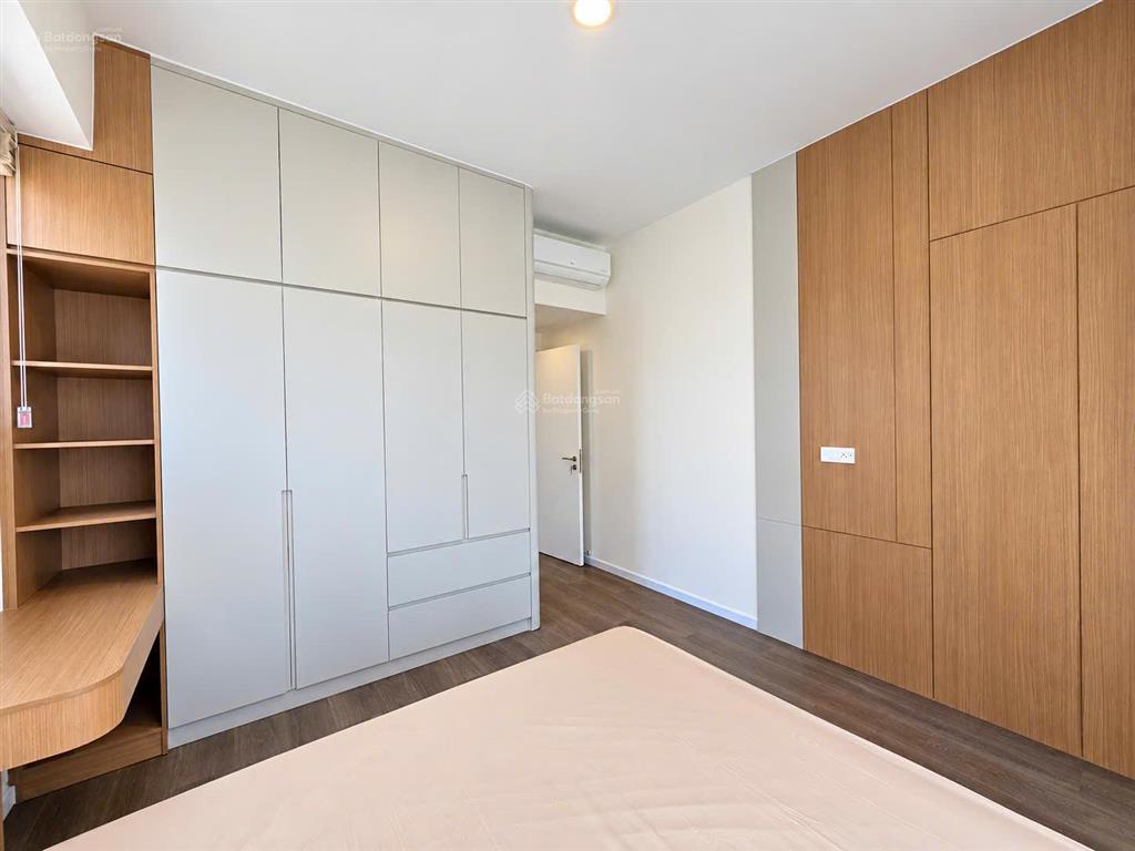 Cho thuê 3pn đầy đủ nội thất cao cấp, view quận 1, giá 24tr/tháng