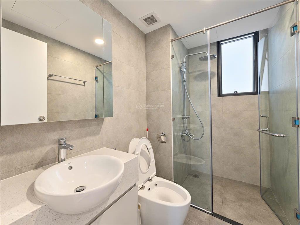 Cho thuê 3pn đầy đủ nội thất cao cấp, view quận 1, giá 24tr/tháng