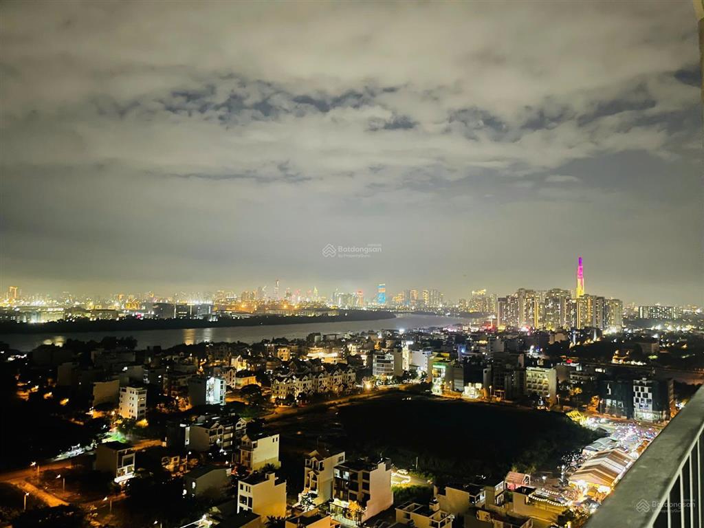 Cho thuê 3pn đầy đủ nội thất view sông sg, giá 25 triệu/tháng, sẵn pass xem nhà ngay.