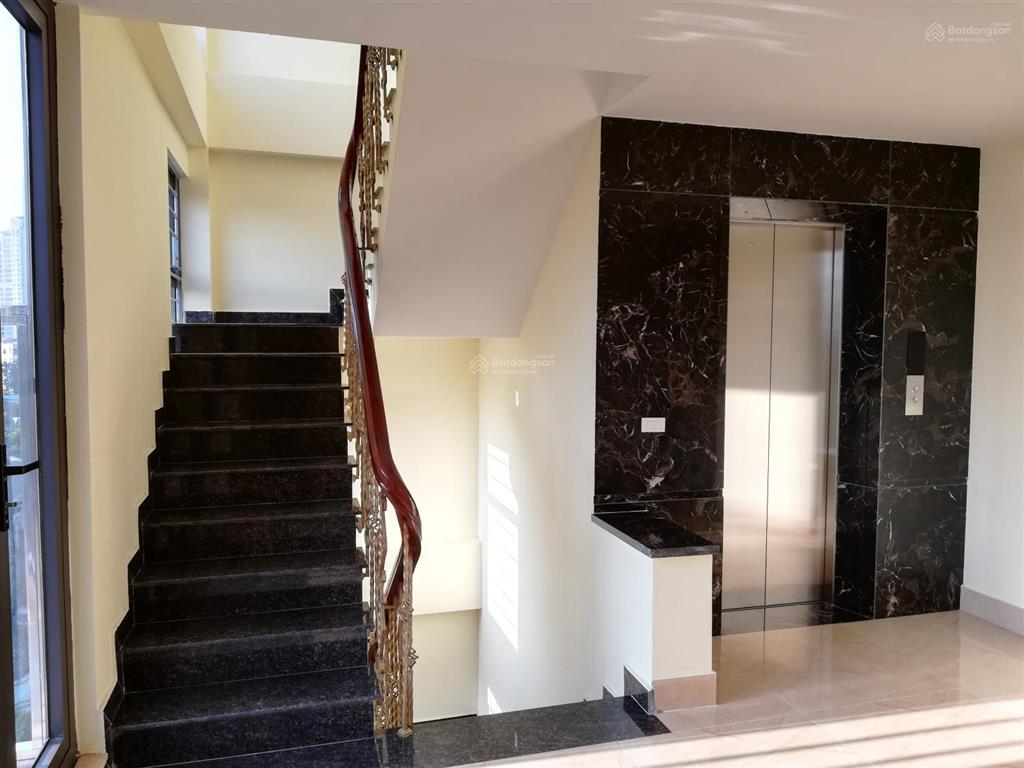 Cho thuê văn phòng khu vực khuất duy tiến, thanh xuân, hà nội 120m2  0966 892 *** mr. dương
