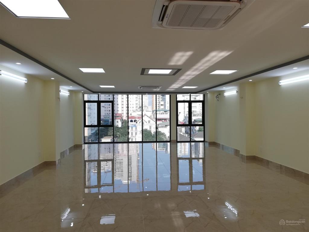 Cho thuê văn phòng khu vực khuất duy tiến, thanh xuân, hà nội 120m2  0966 892 *** mr. dương