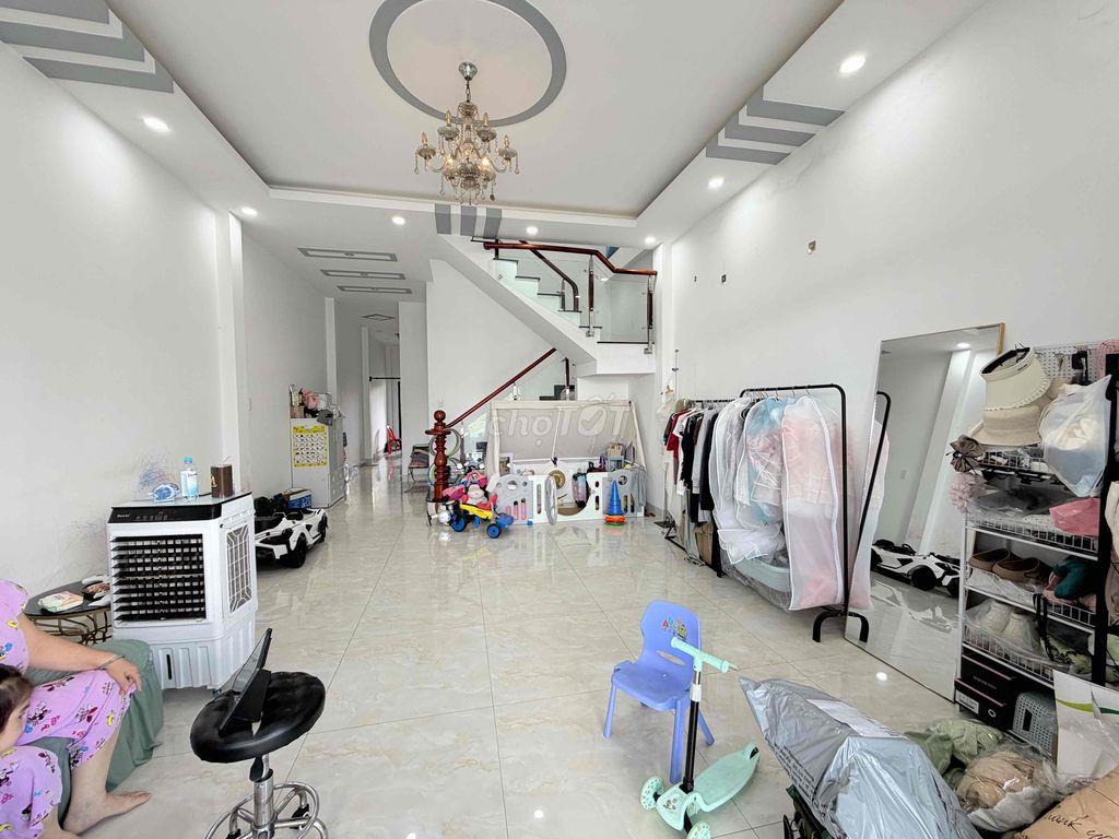 BÁN CĂN NHÀ 1 TRỆT 1 LẦU NHÁNH DX43 PHÚ MỸ - ĐƯỜNG RA PHẠM NGỌC THACH