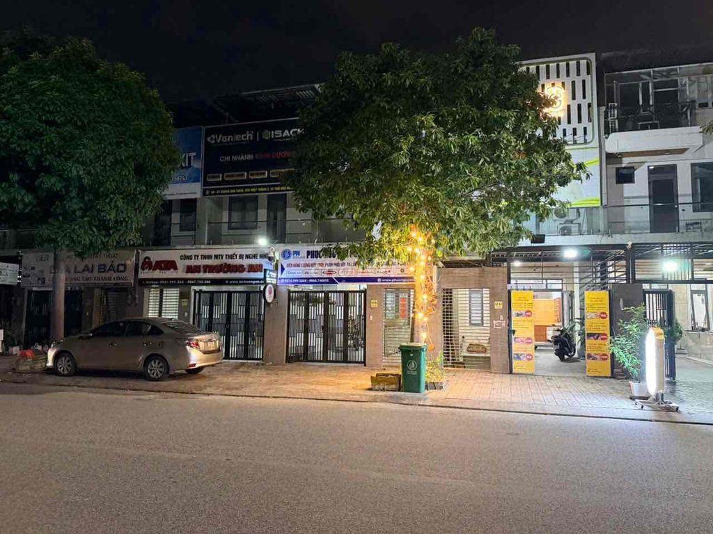 BÁN NHÀ MT KINH DOANH HOÀNG HOA THÁM ĐÔNG NHẤT HIỆP THÀNH 3