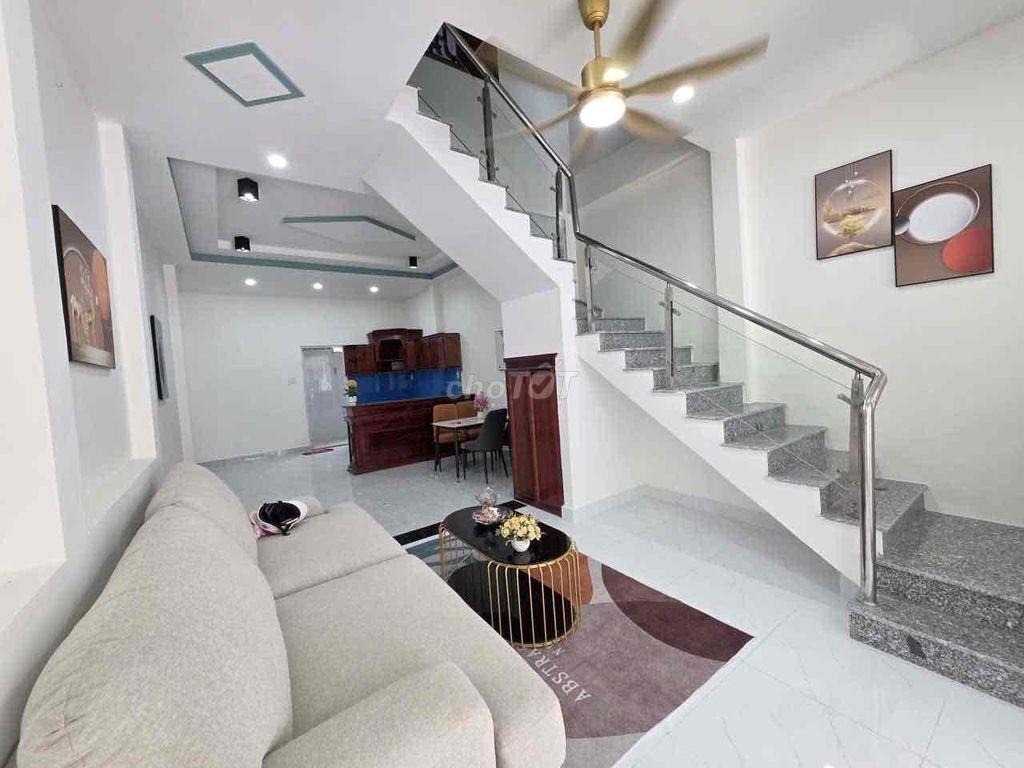 Bán nhà 2 tầng MT đường nhựa thông 232 Nguyễn Đức Thuận - Hiệp Thành