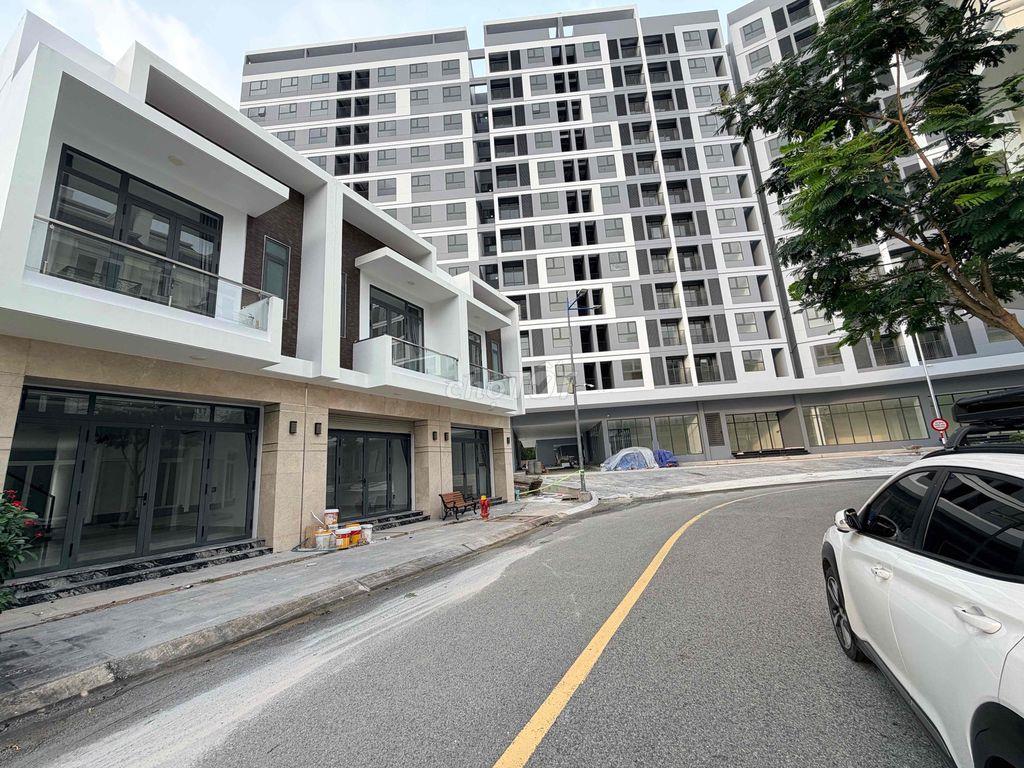 Còn 2 căn 3 Tầng ngay MT kinh doanh KDC Phú Mỹ Biconsi TP Mới