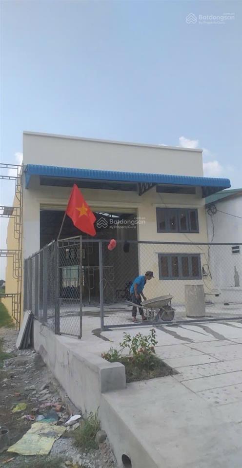 Cc bán nhà xưởng 984m2 đức lập hạ, đức hòa, long an  có 297m2 thổ cư  gần kdc phú sinh  7,8 tỷ