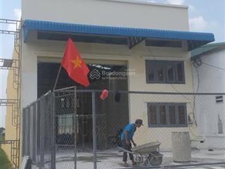 Cc bán nhà xưởng 984m2 đức lập hạ, đức hòa, long an  có 297m2 thổ cư  gần kdc phú sinh  7,8 tỷ