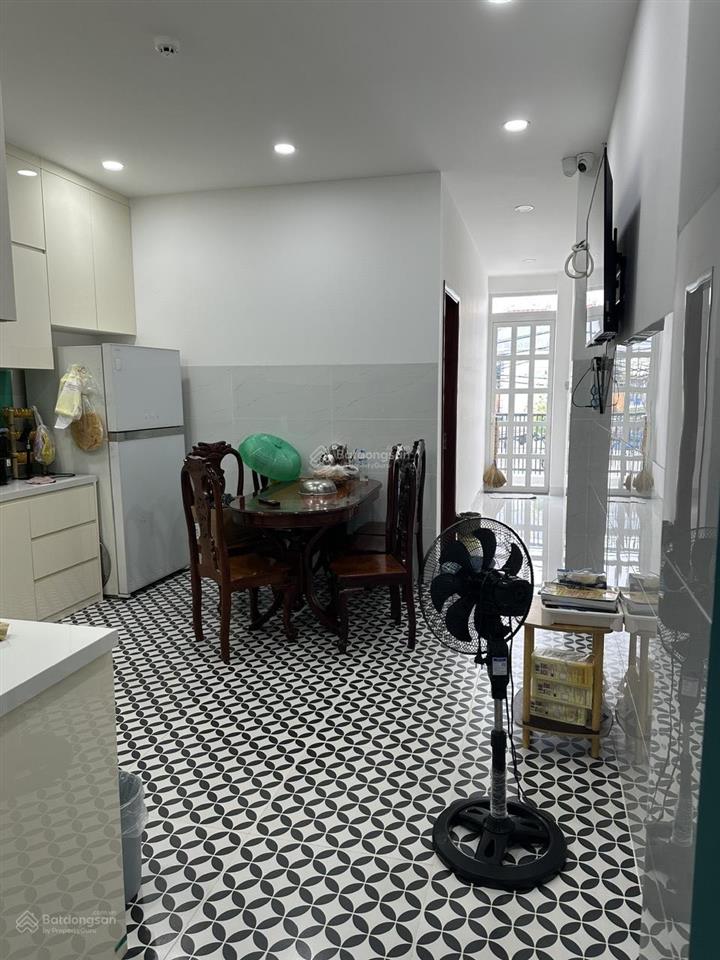 Chính chủ bán nhà mt trần mai ninh, bảy hiền, tân bình  4 tầng mới xây, thang máy, giá 19.2 tỷ