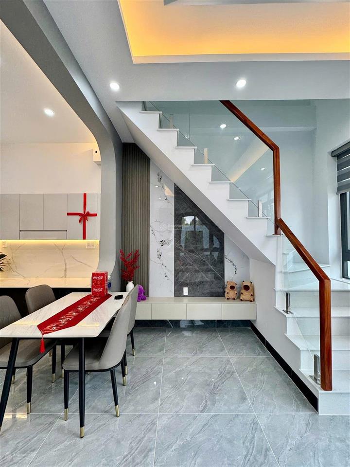 Bán gấp nhà mới gần bửu long shr, lỗ 350 triệu, chỉ 1t950 tặng full nội thất