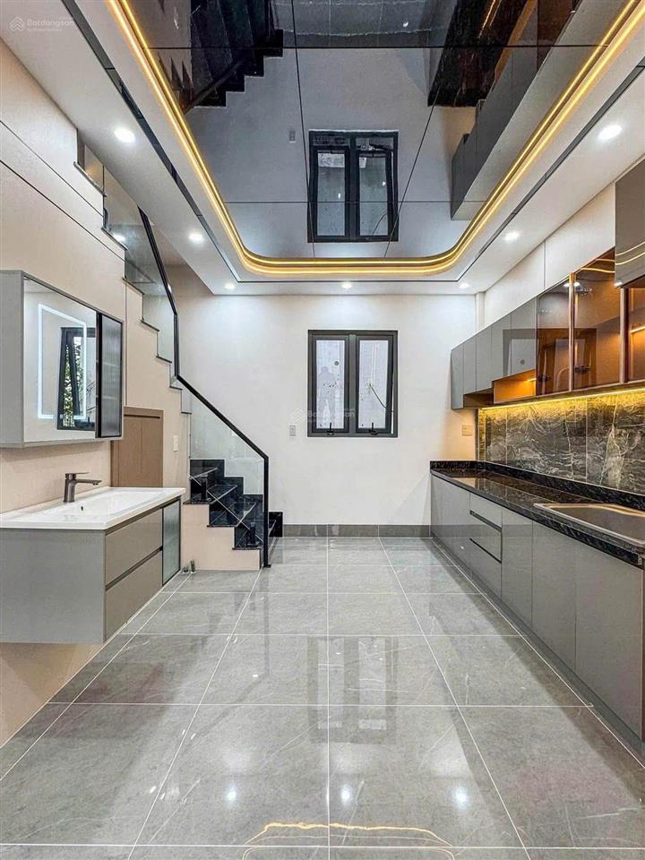 Việt kiều mỹ về nước định cư cần bán lại căn nhà mới xây ngay cuối đường đồng khởi giá chỉ 1tỷ750