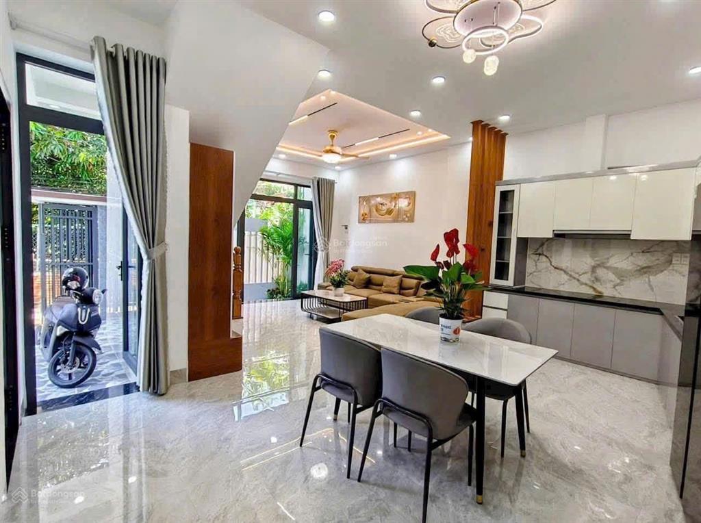 Chủ cần bán gấp biệt thự mini hoàn thiện siêu đẹp ngang 7mx15m | gần văn miếu trấn biên