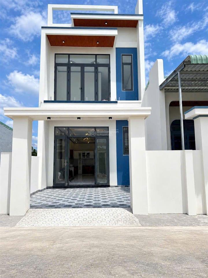 Bán gấp căn nhà lầu 5x18 giá full 1t780. vị trí hương lộ 15, tân triều