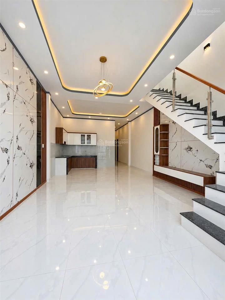Bán gấp căn nhà lầu 5x18 giá full 1t780. vị trí hương lộ 15, tân triều