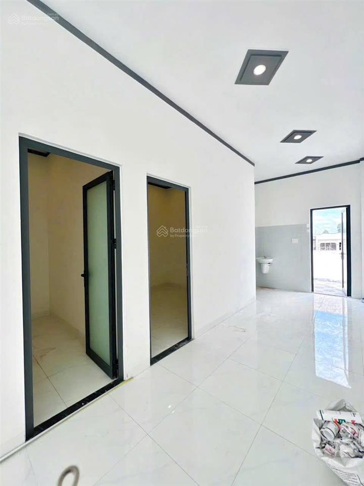 Bán gấp căn nhà lầu 5x18 giá full 1t780. vị trí hương lộ 15, tân triều