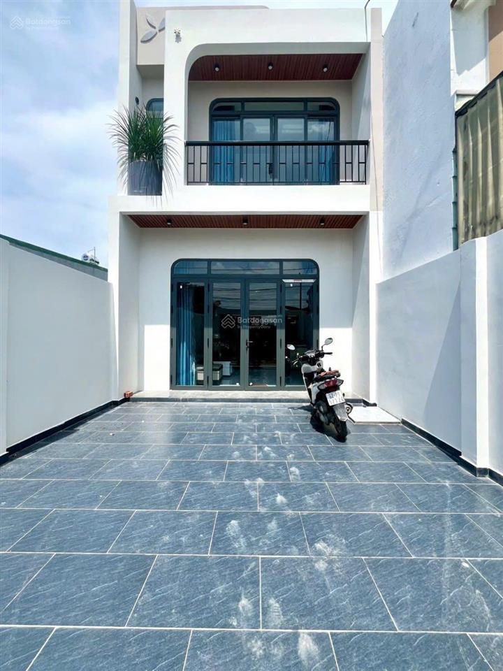 Bán nhà trả góp chỉ với 690 triệu ngay cổng 11  phường phước tân, nhà có gpxd và hoàn công
