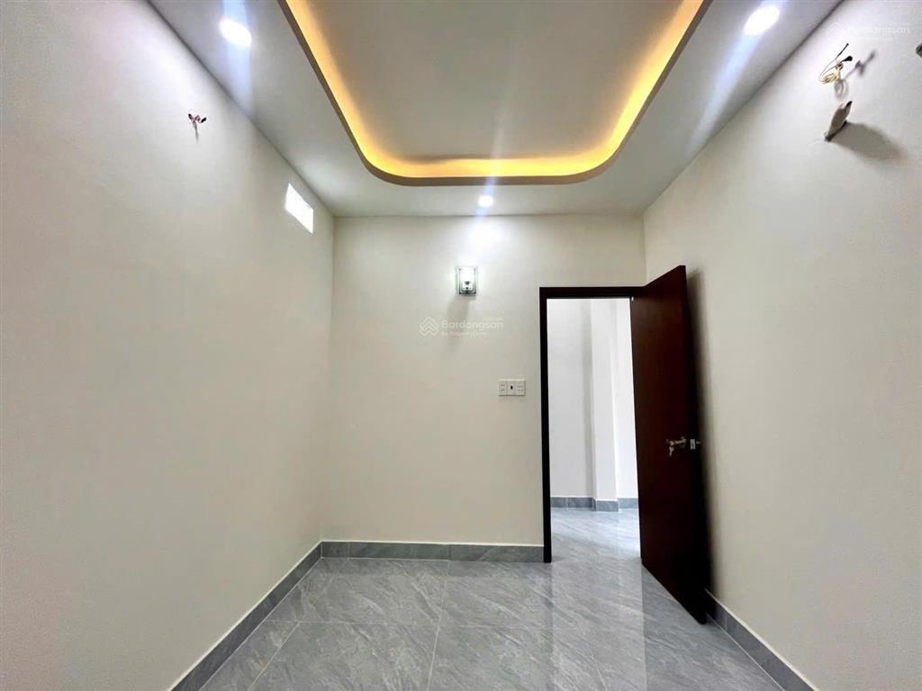 Bán nhà trả góp chỉ với 690 triệu ngay cổng 11  phường phước tân, nhà có gpxd và hoàn công