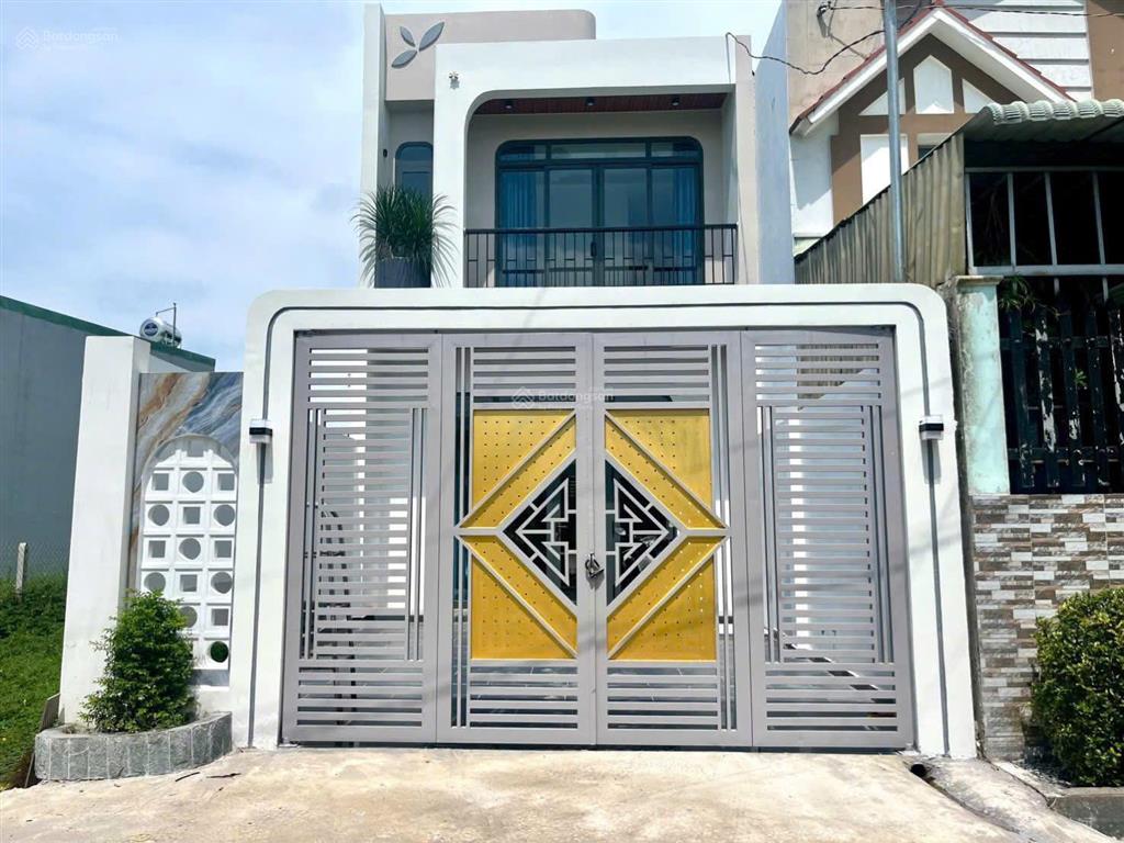 Bán nhà trả góp chỉ với 690 triệu ngay cổng 11  phường phước tân, nhà có gpxd và hoàn công