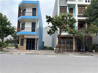 Bán lô đất đông nam mặt đường 10,5m tđc phú xuân