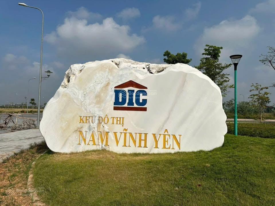 Bán 100m2 kđt nam vĩnh yên. trục thẳng chung cư noxh