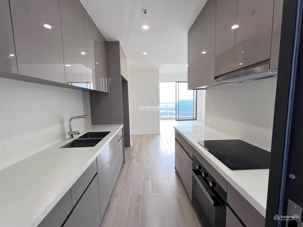 Bán gấp căn hộ 3pn masteri centre point. dt 90m2. giá chỉ 5,6 tỷ