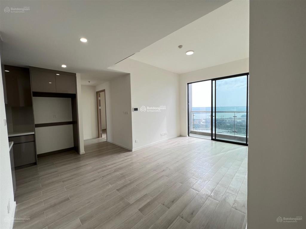 Bán gấp căn hộ 3pn masteri centre point. dt 90m2. giá chỉ 5,6 tỷ