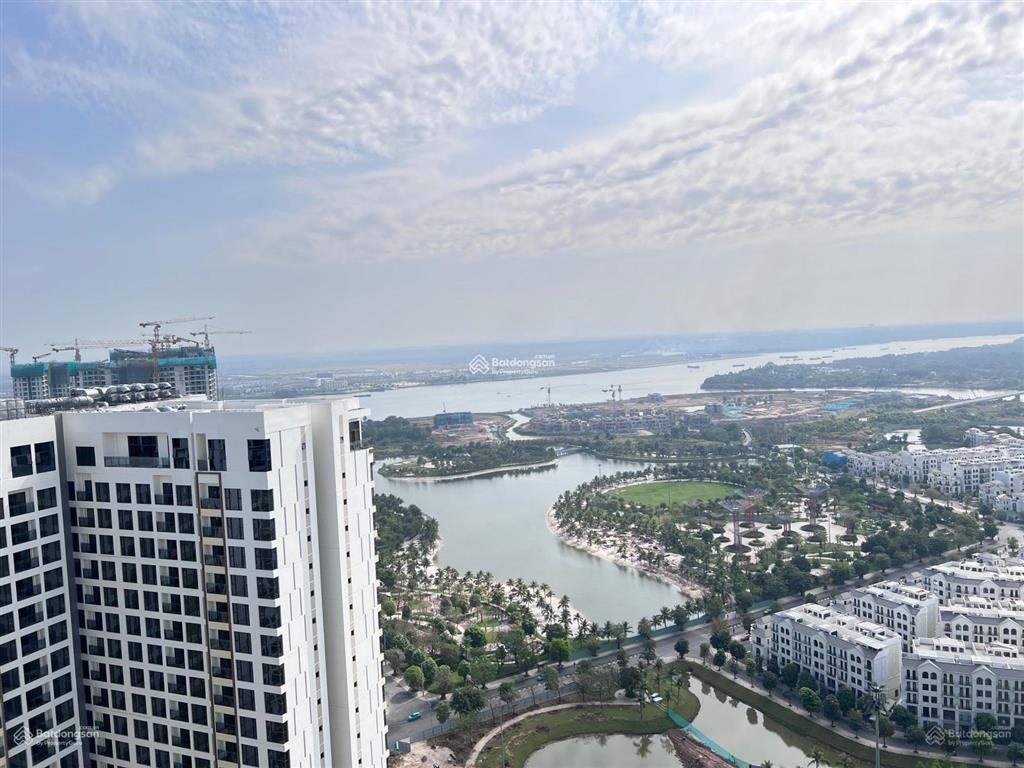 Bán gấp căn hộ 3pn masteri centre point. dt 90m2. giá chỉ 5,6 tỷ