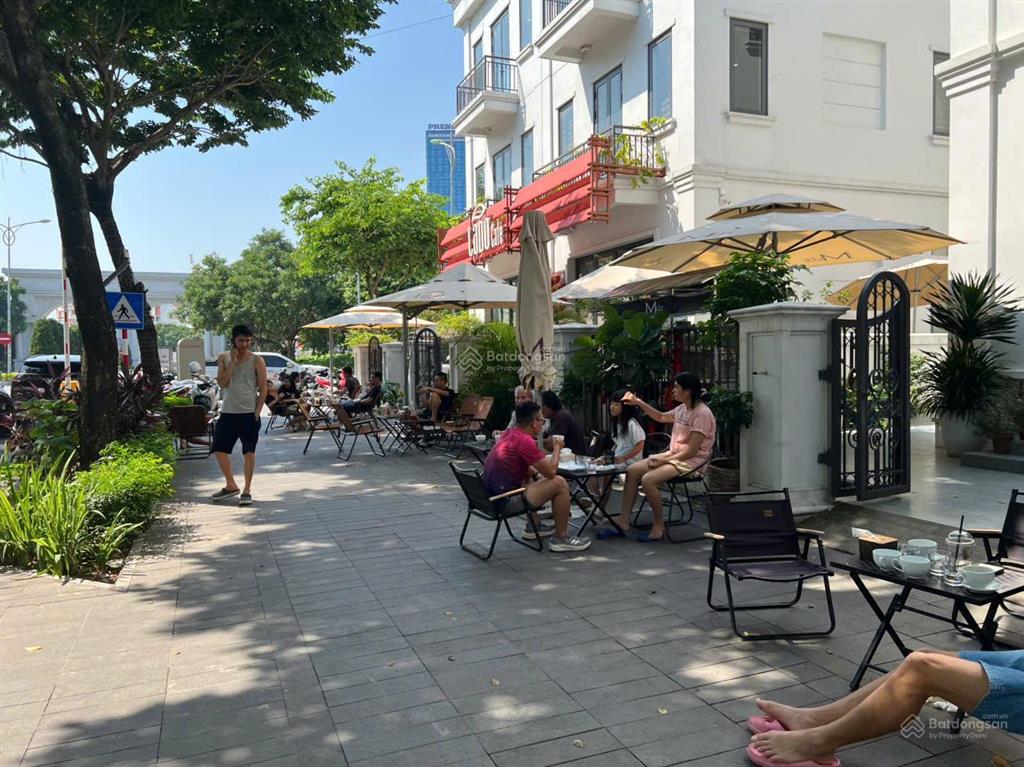 Biệt thự solasta mansion dương nội sổ đỏ trao tay, nhận nhà ở ngay. không chờ đợi, không rủi ro!