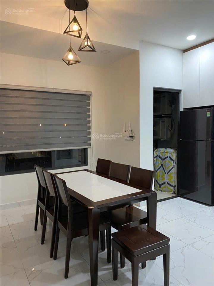 Cho thuê charm city ngay vincom dĩ an 3pn 3wc(96m2) giá 7,5  11 triệu full nội thất đẹp.