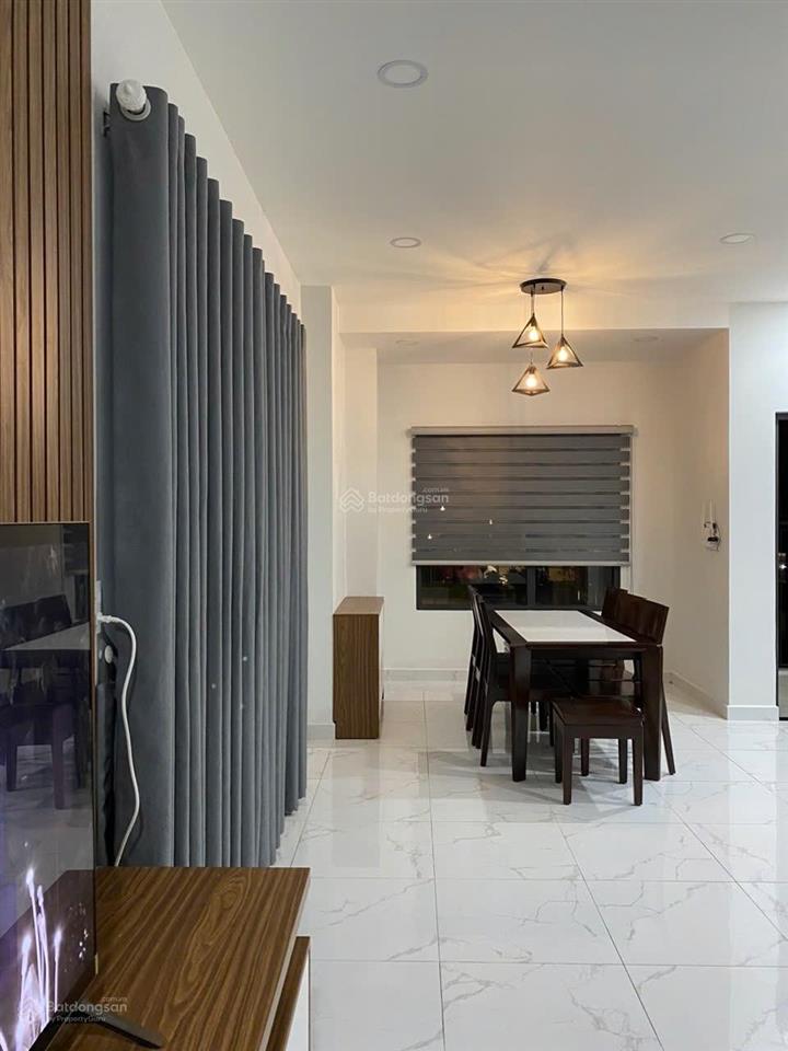 Cho thuê charm city ngay vincom dĩ an 3pn 3wc(96m2) giá 7,5  11 triệu full nội thất đẹp.