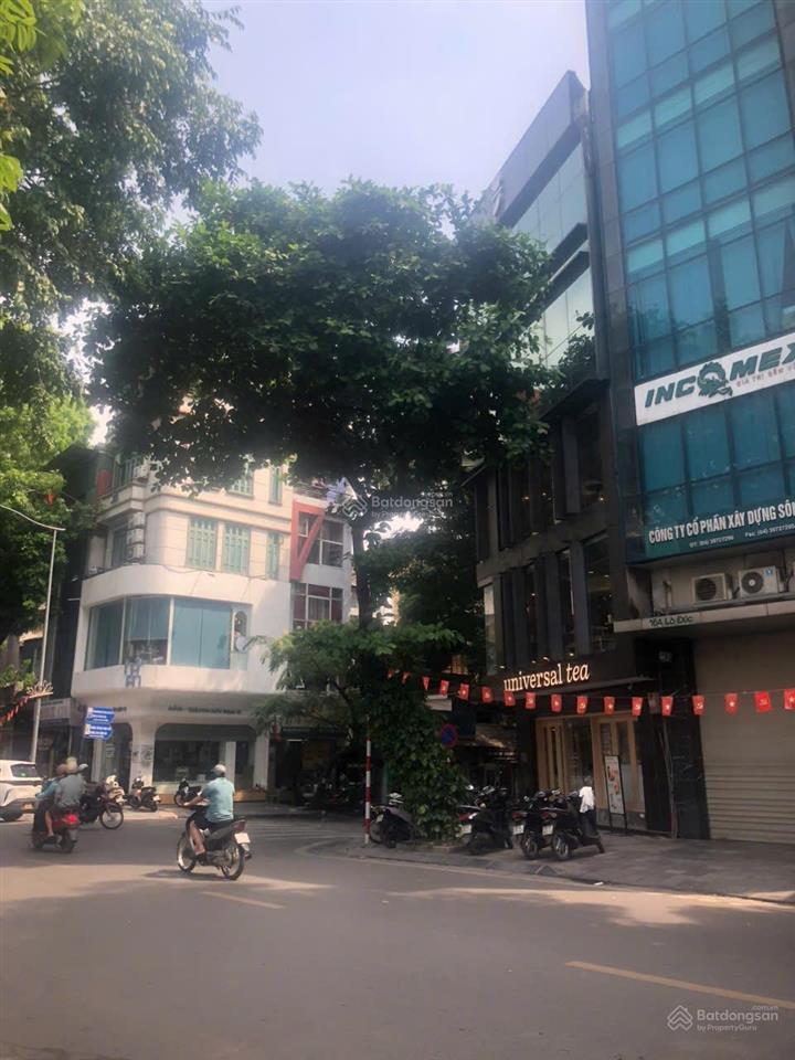 Bán nhà mặt phố cổ lò đúc,, lô góc kinh doanh , vỉa hè rộng, dt200m2, mt siêu rộng 12,m,= 128 tỷ