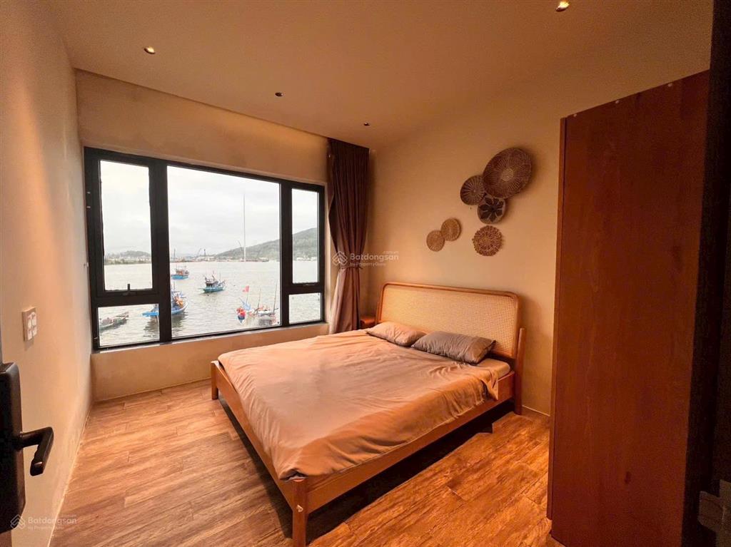 Chủ giảm 2 tỷ  villa 2 mặt tiền view biển đà nẵng