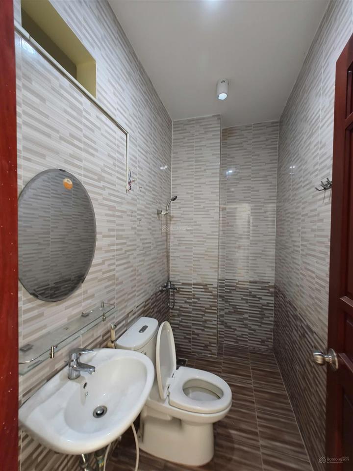 Cho thuê phòng trọ ở bùi minh trực, 5,2 triệu, 20m2, nội thất đầy đủ, chính chủ