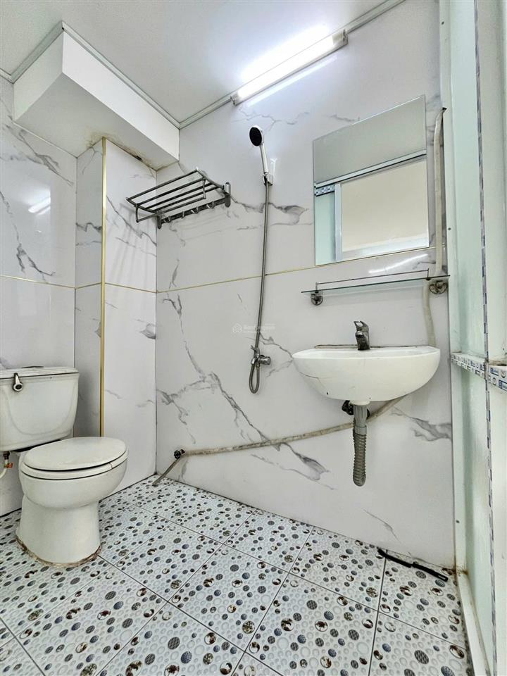 Cho thuê căn hộ mini ban công siêu thoáng mát tại phạm thị tánh, quận 8