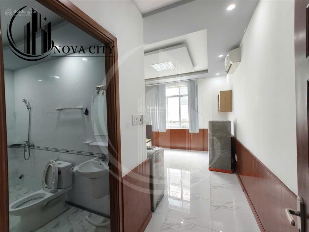 Căn hộ mini cửa sổ lớn decor đẹp kdc 6b intresco