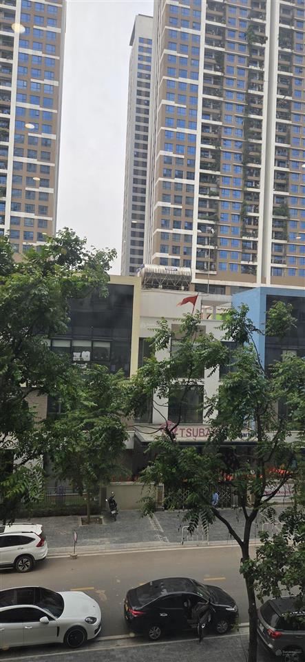 Cho thuê sàn thương mại 140m2 tầng 3 tháp tây cc học viện quốc phòng  tây hồ giá tốt