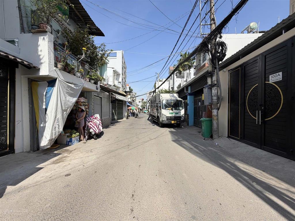Nhà 4 tầng đẹp  hxh, shr trương đăng quế, gò vấp chỉ 8 tỷ nhỉnh