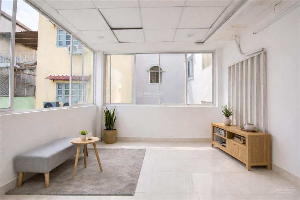 Bán nhà gần lý thường kiệt giáp q10 4 tầng btct giá nhỉnh 6 tỷ