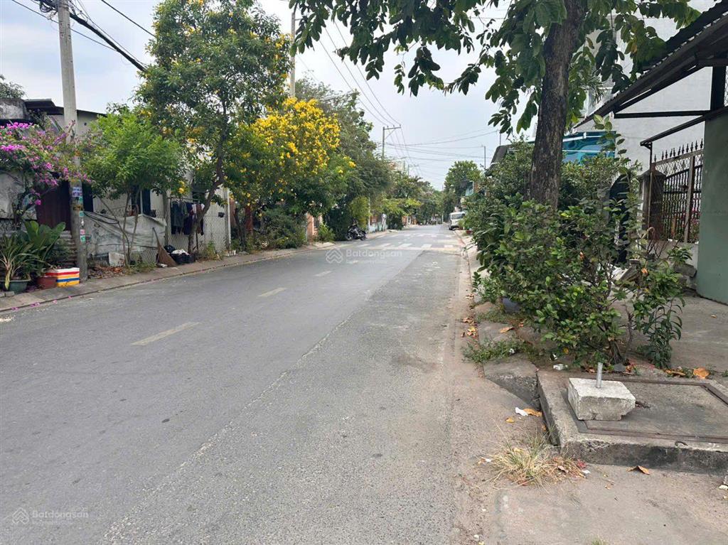 Bán đất mặt tiền tân thới nhì  lê lợi 800m2 có 622 m2 thổ cư giá 22 tỷ thương lượng.