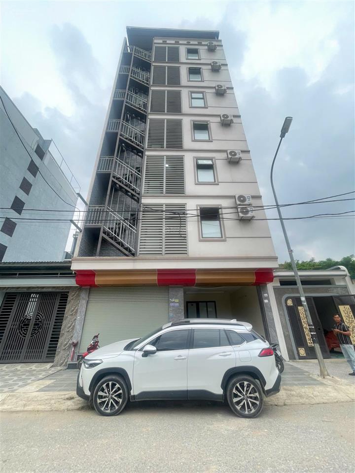 Tòa nhà dòng tiền hơn 180 triệu/tháng ngay đại lộ thăng long
