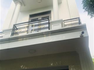 Villa sân vườn osaka thạnh xuân 52  170m2, 3 tầng  37 triệu/m²